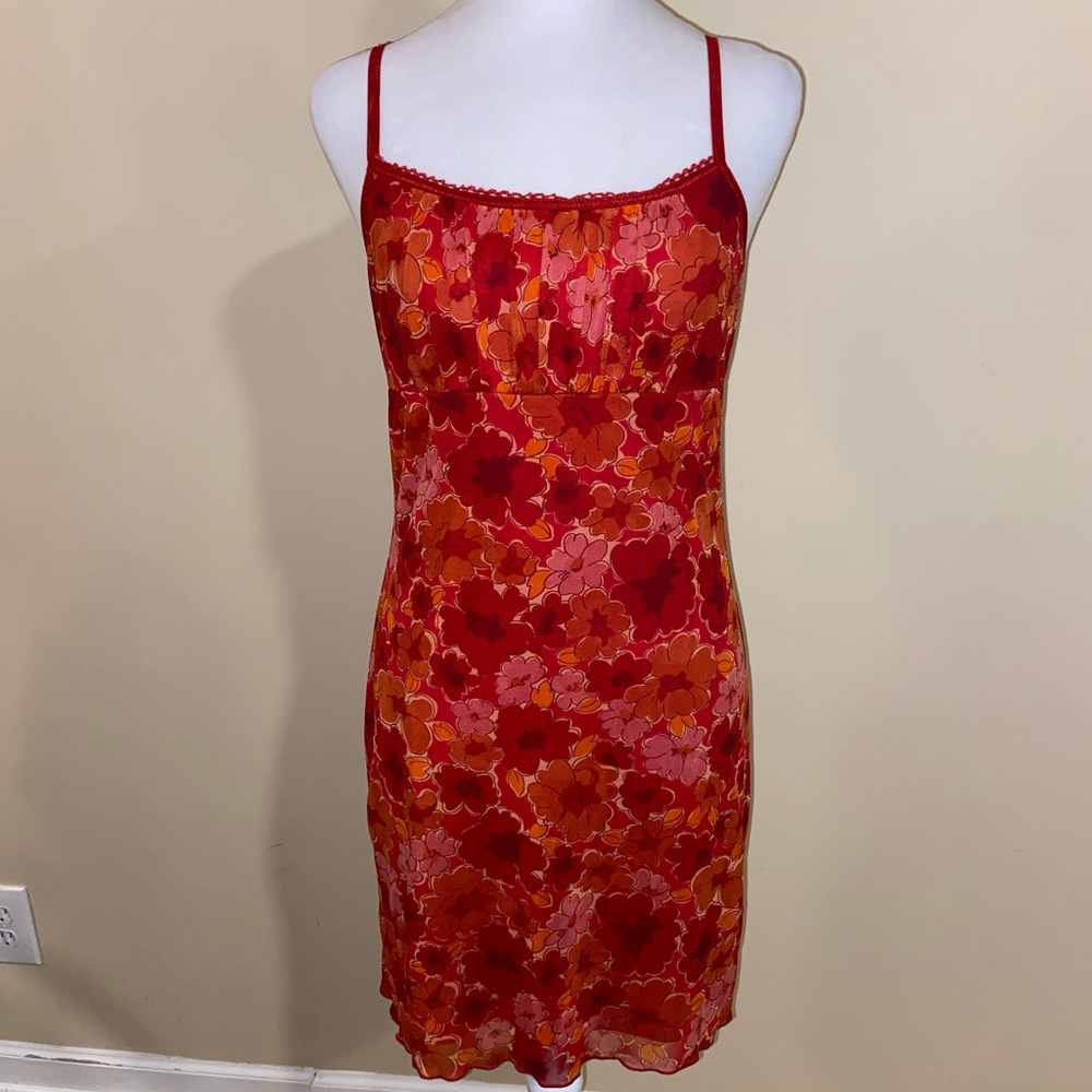 Byer California Red and Orange Floral Chemise